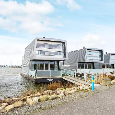 Holiday home Swanky In Hemmet With Sauna Falen